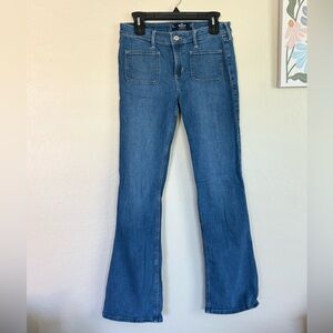 Hollister Low Rise Bootcut Patch Pocket Jeans Size 9 Long